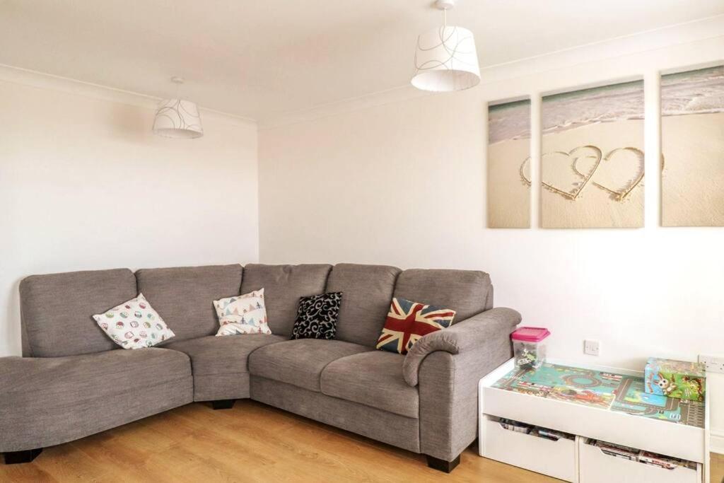 Holiday home Stunning Seaviews - House - Jacuzzi Bath Tub Littlestone-on-Sea