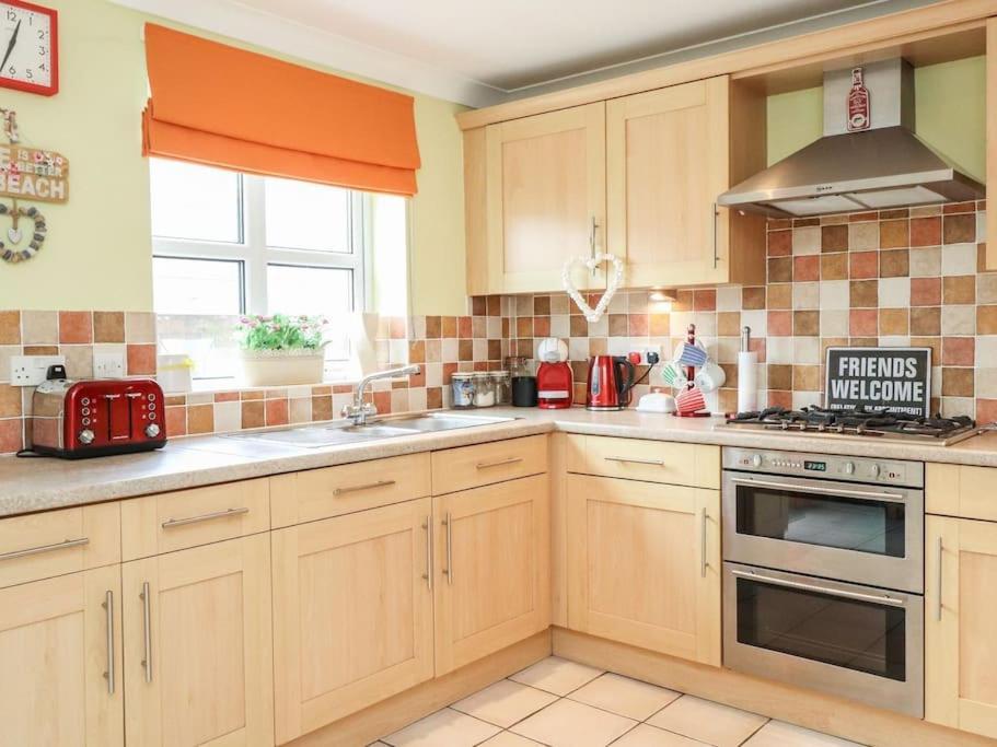 Holiday home Stunning Seaviews - House - Jacuzzi Bath Tub Littlestone-on-Sea